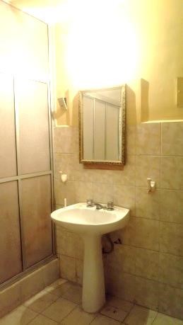 Casa en Venta3.700 MTS2  A CUADRAS DEL TELEFERICO MORADO DE LA 6 DE MARZO 