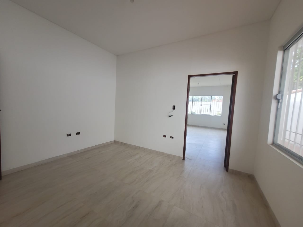 Casa en VentaAv. Las Américas Casa en venta o alquiler Foto 14