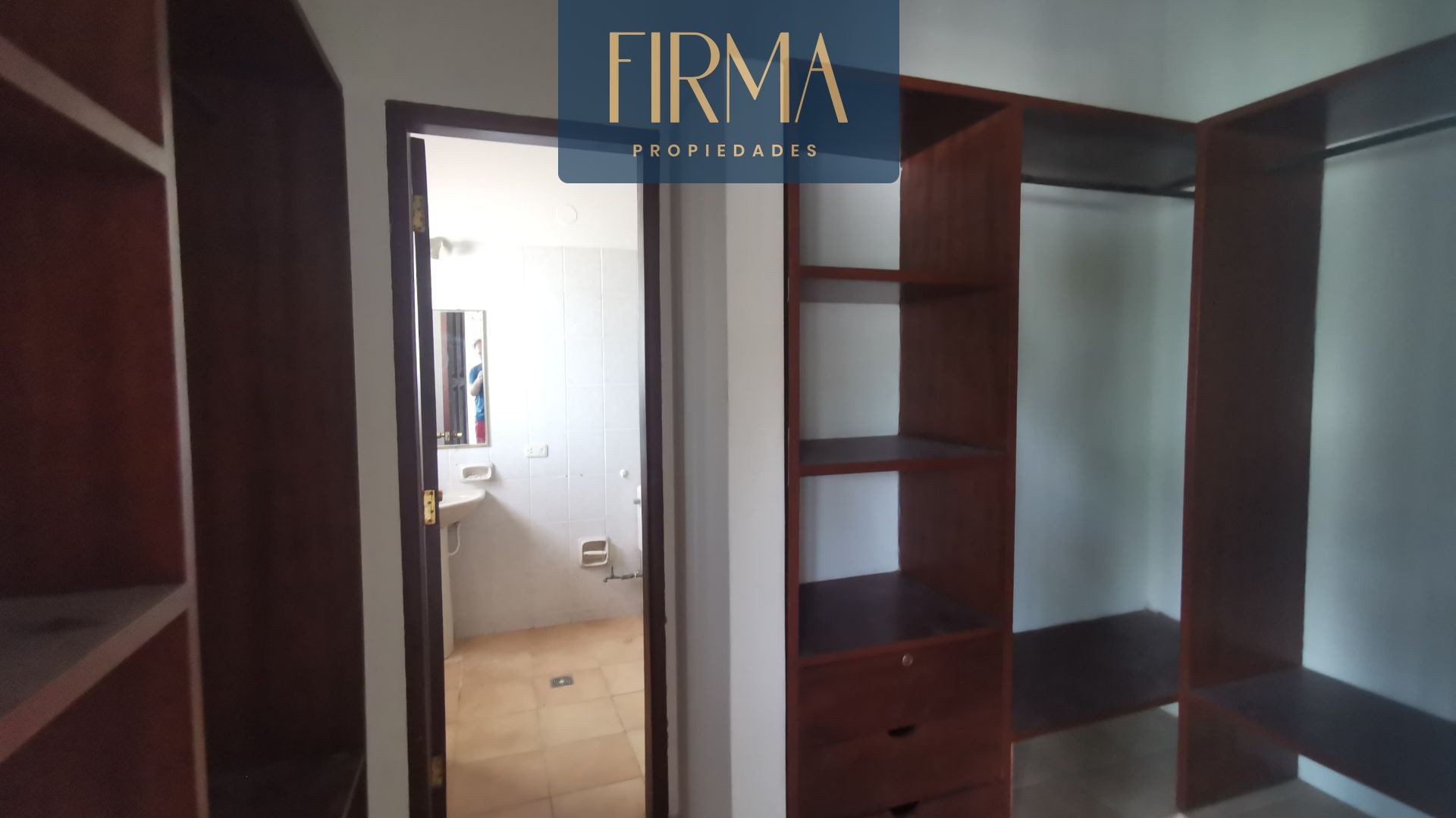 Casa en AlquilerAV BENI ENTRE 4to y 5to ANILLO, ZONA NORTE Foto 5