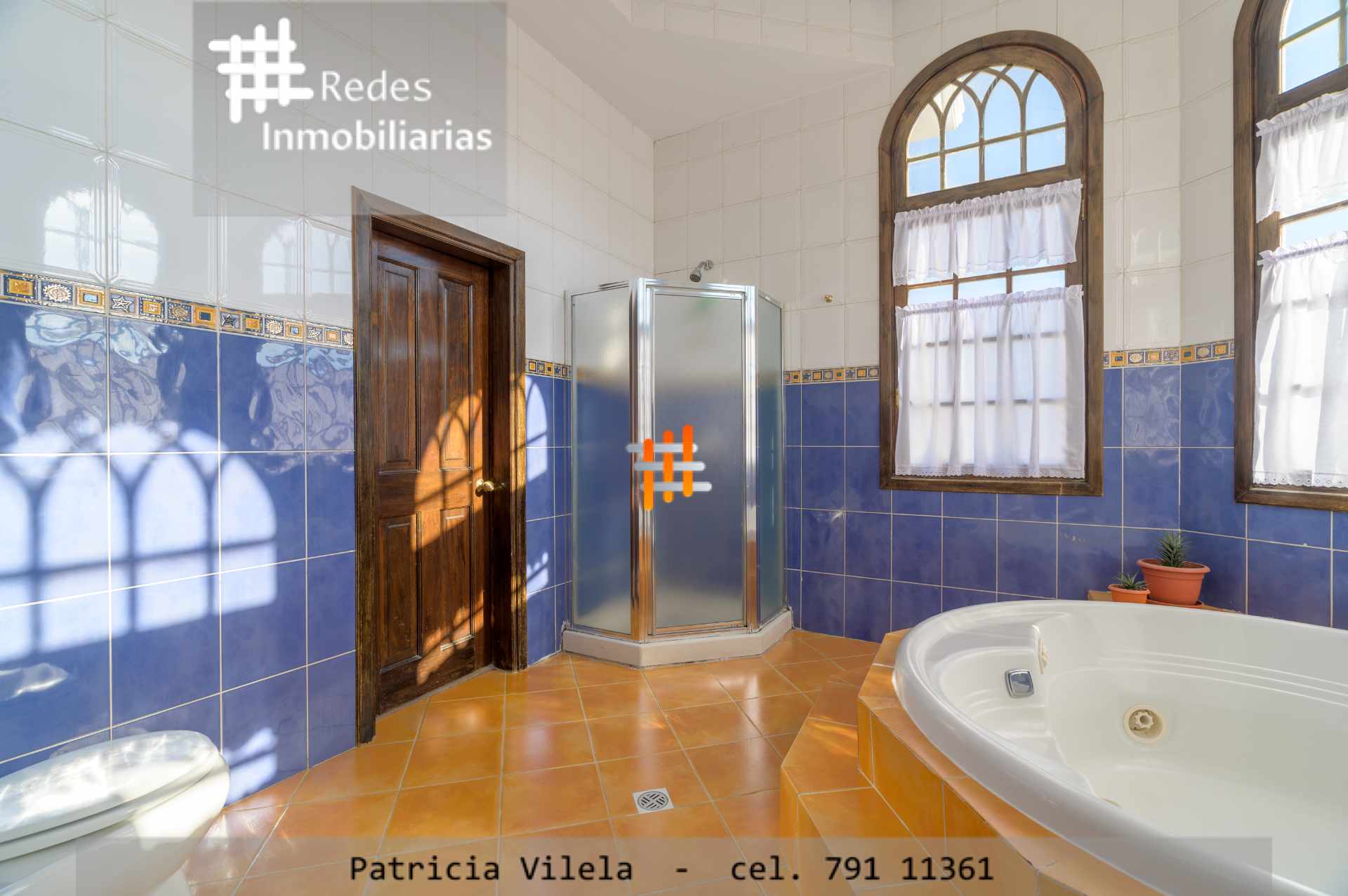 Casa en VentaHERMOSA RESIDENCIA EN VENTA  ACHUMANI EN CONDOMINIO PRIVADO 4 dormitorios 7 baños 2 parqueos Foto 15