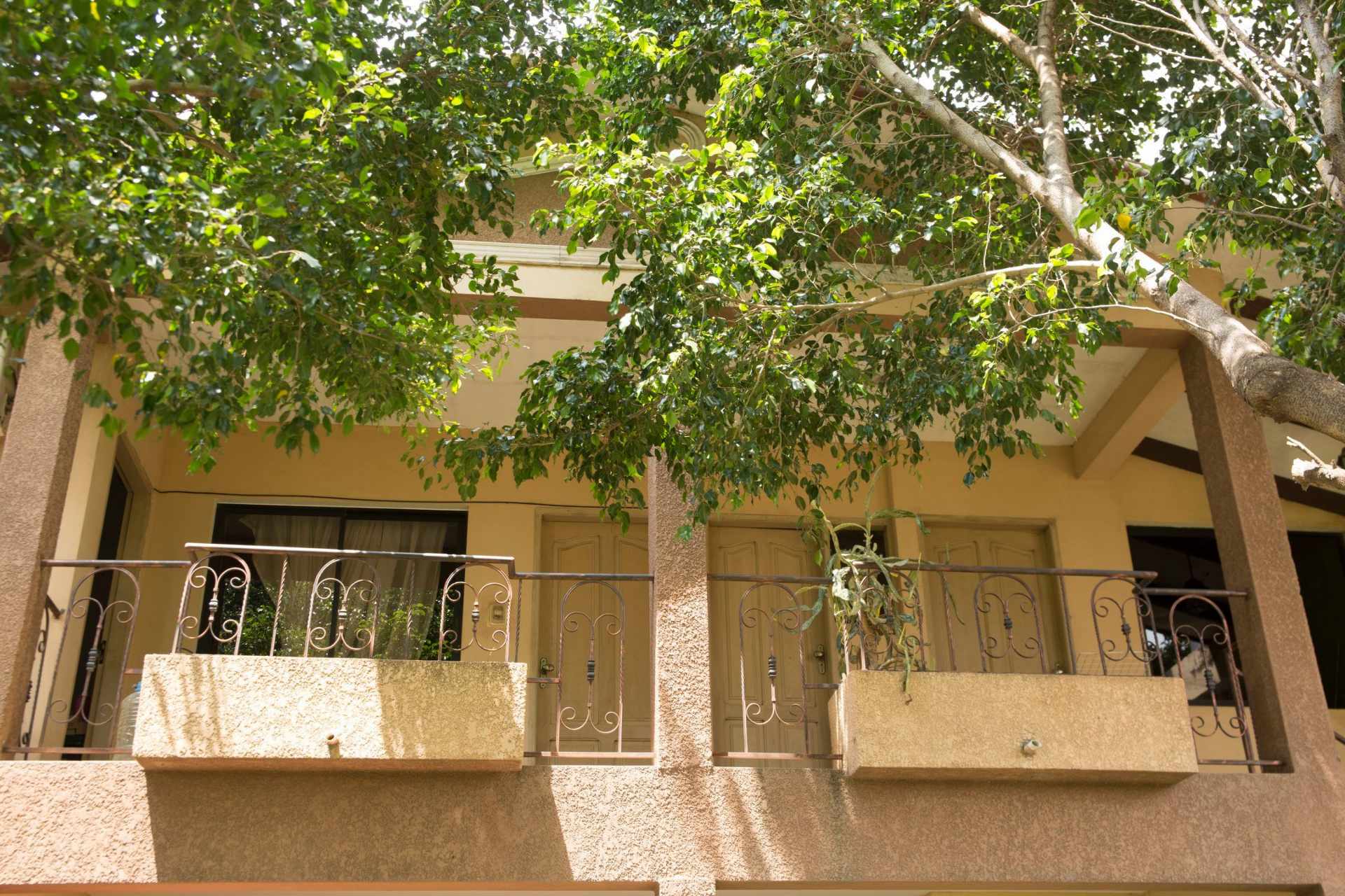 Habitación en AlquilerAv. Tres pasos al frente entre 4to y 5to anillo Foto 1