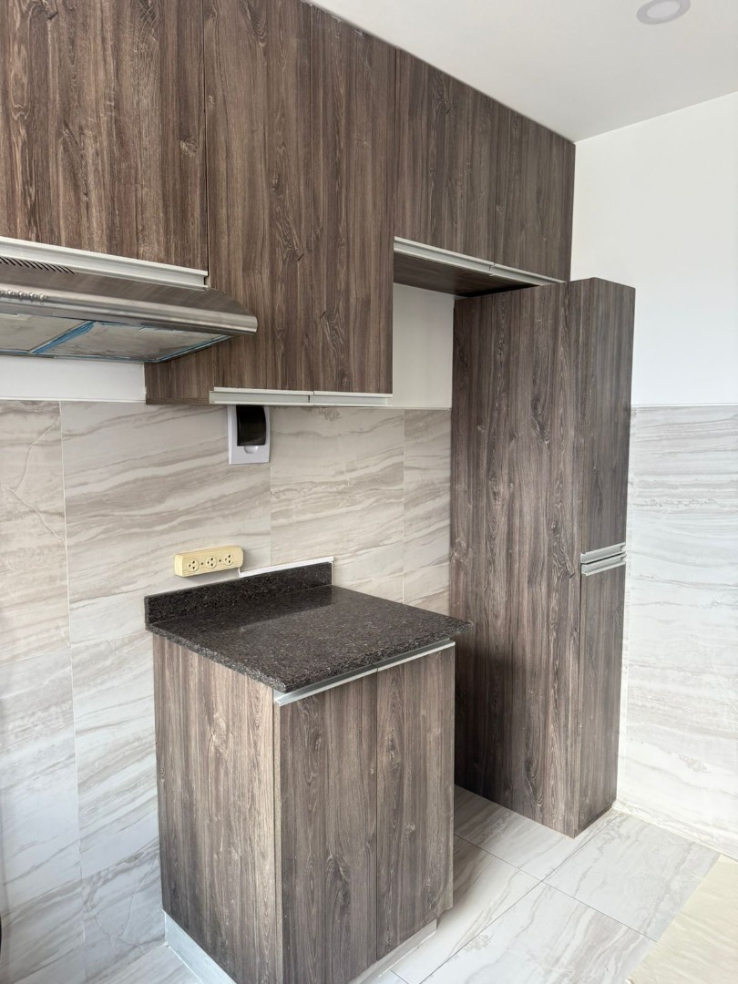 Departamento en VentaCalle Fernando Guachalla, entre 20 de octubre y 6 de agosto 3 dormitorios 2 baños 1 parqueos Foto 15