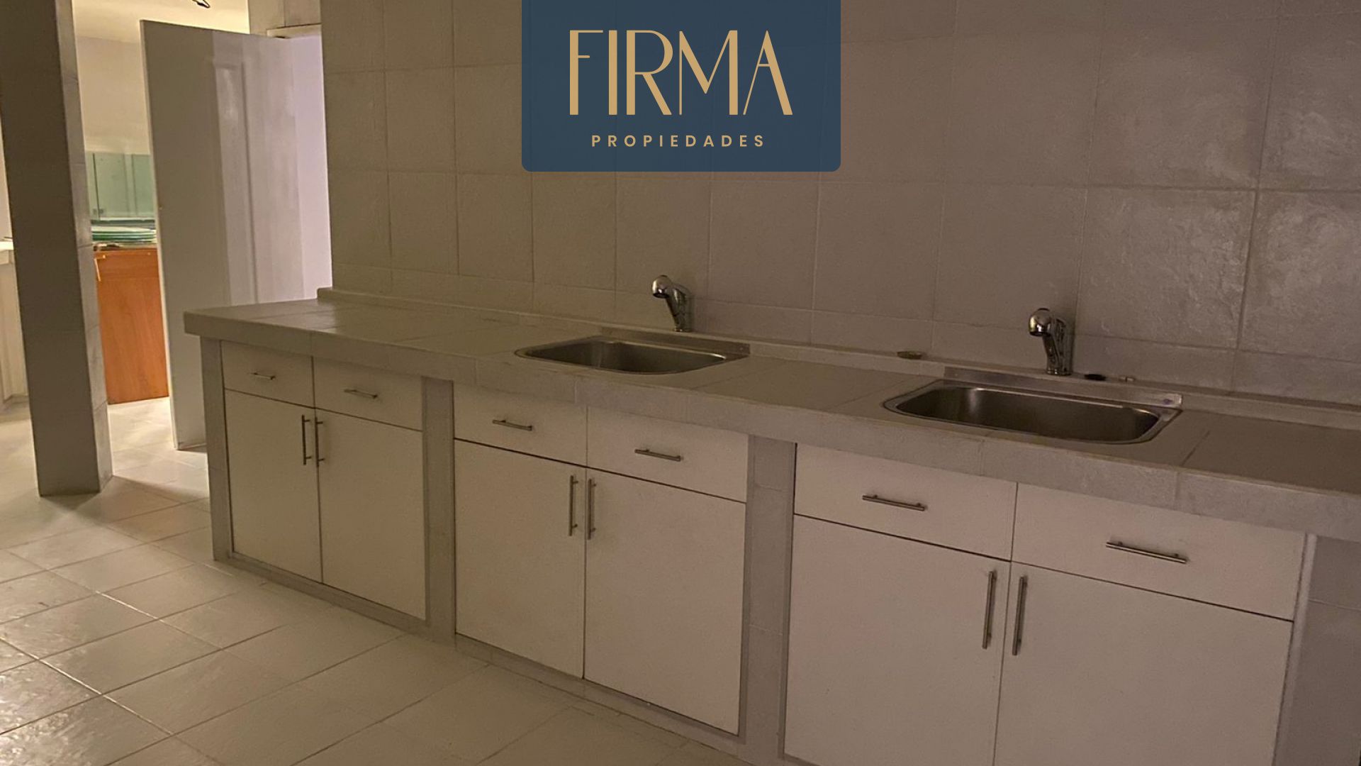 En Venta a $us 1,000,000 Foto 2