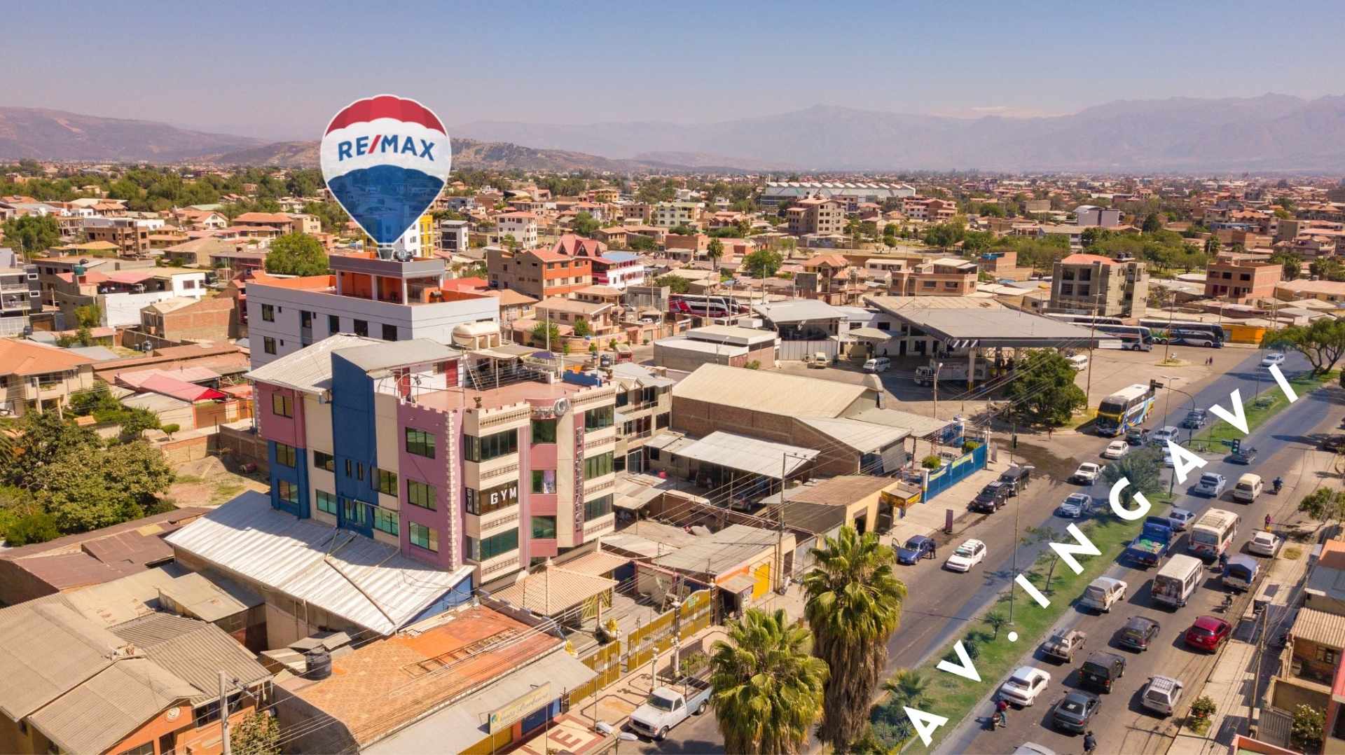 Edificio en VentaAv. Ingavi Zona Chimba Foto 21