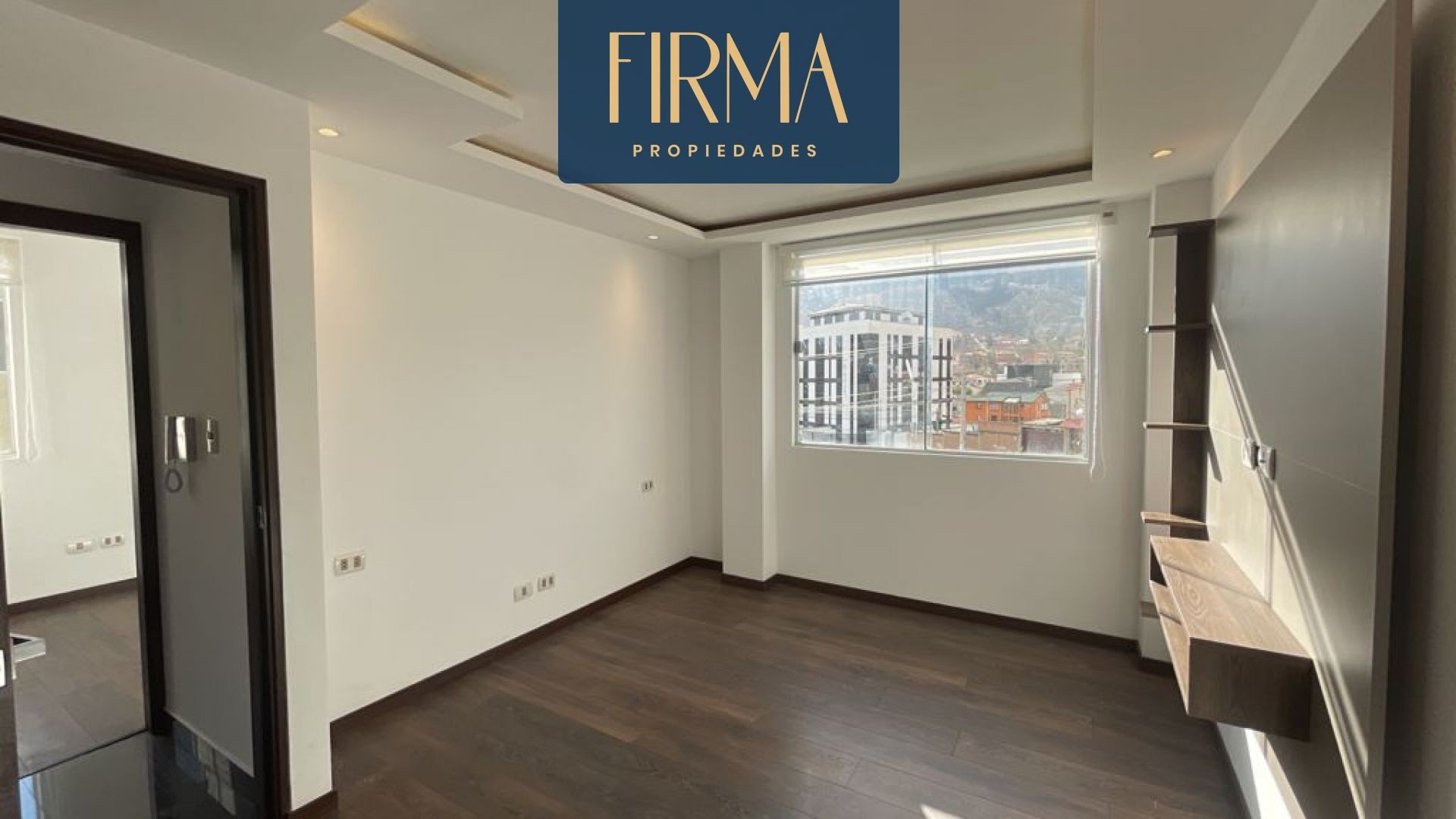 Casa en Irpavi en La Paz 3 dormitorios 4 baños 2 parqueos Foto 5