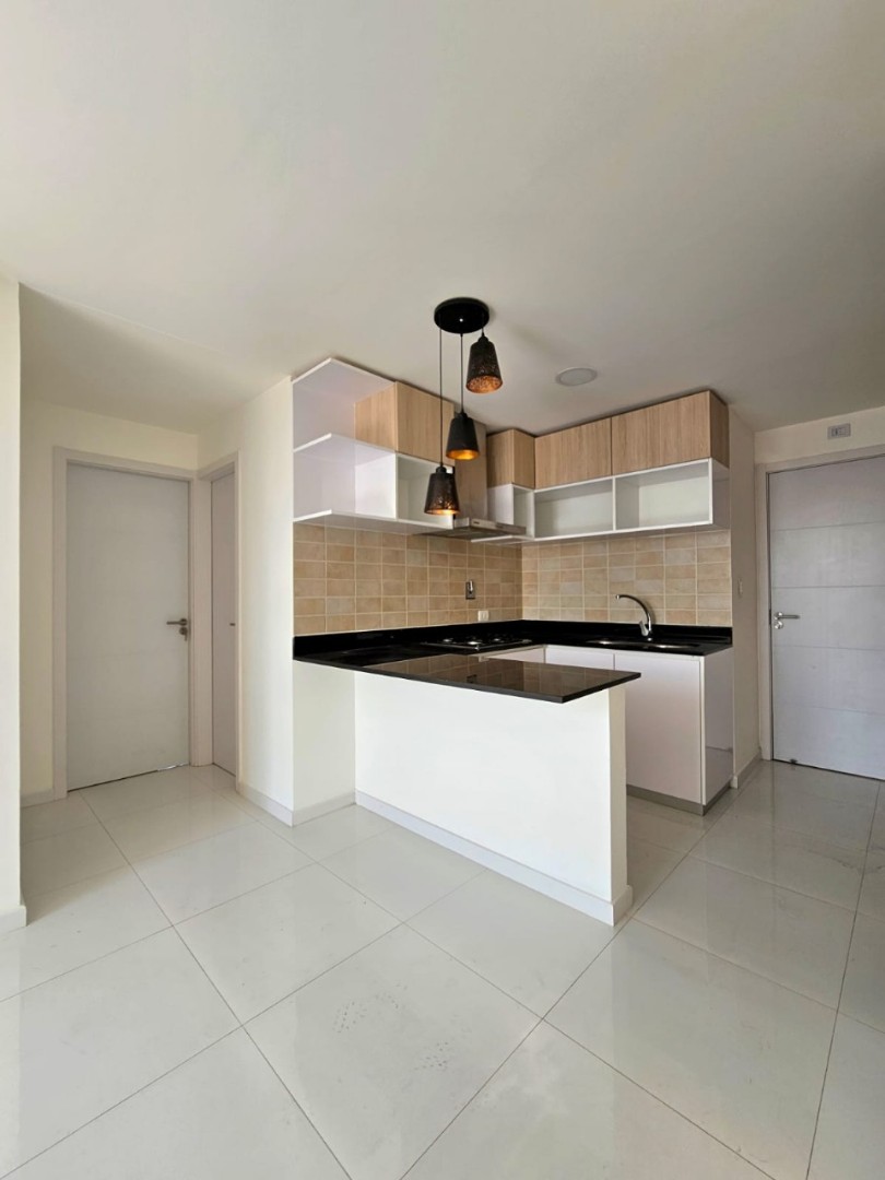 Departamento 

ZONA NORTE
Av. Beni entre 2do y 3er anillo
CONDOMINIO ORANGE Foto 8