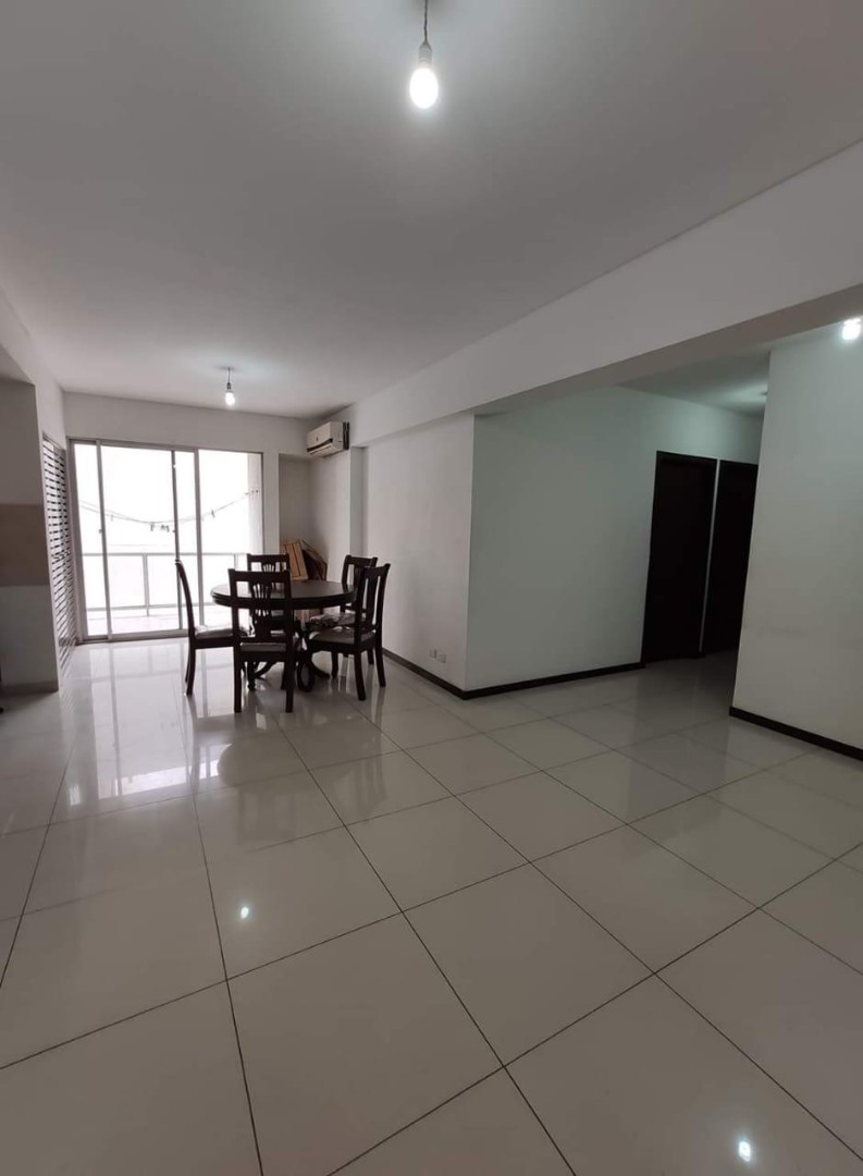 En Alquiler a $us 550 Foto 4