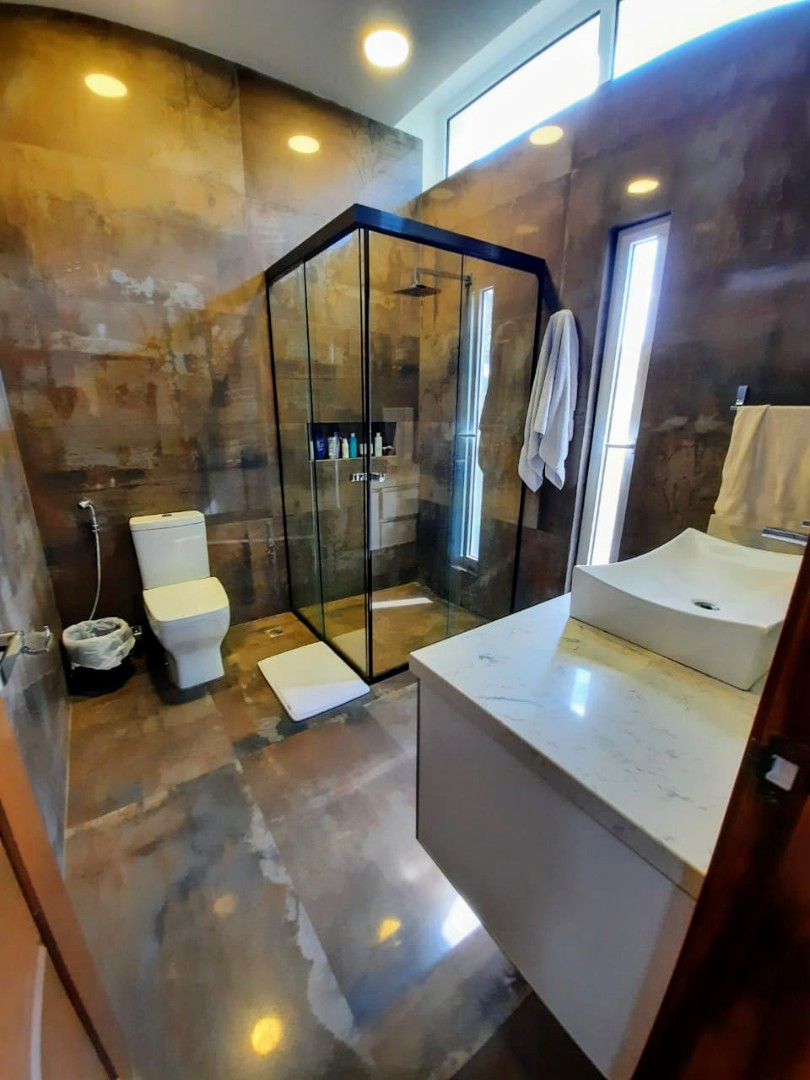 Casa en Urubó en Santa Cruz de la Sierra 5 dormitorios 5 baños 3 parqueos Foto 14