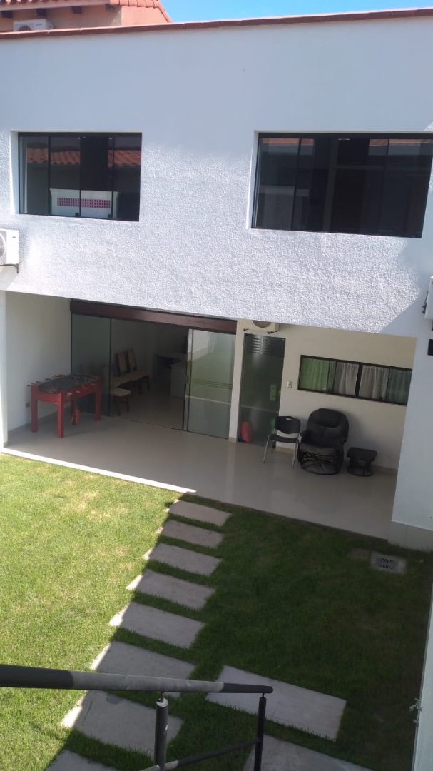 Casa en AnticréticoRADIAL 17 Y MEDIO 5TO ANILLO Foto 3