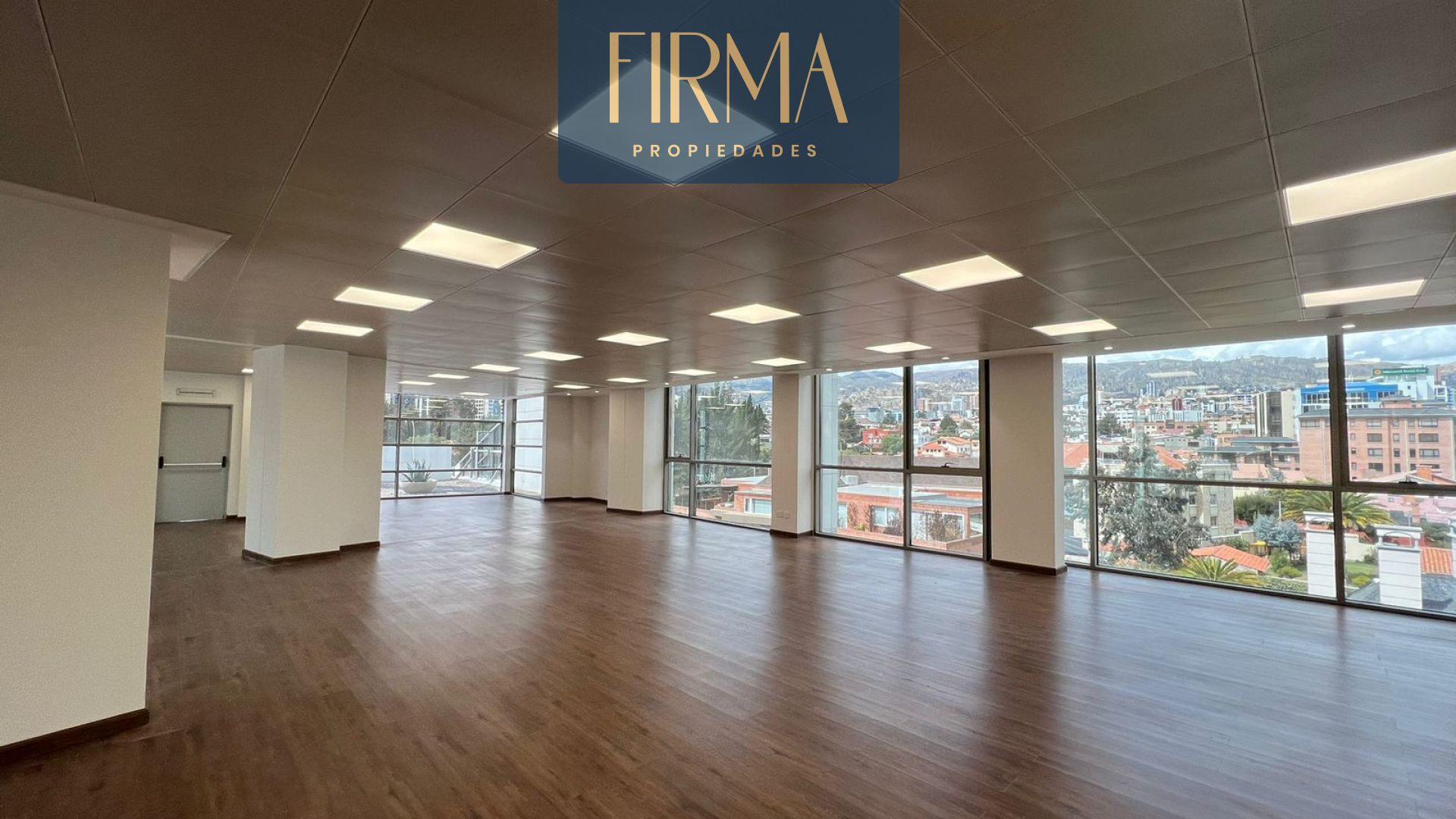 Oficina en Calacoto en La Paz  2 baños 2 parqueos Foto 9