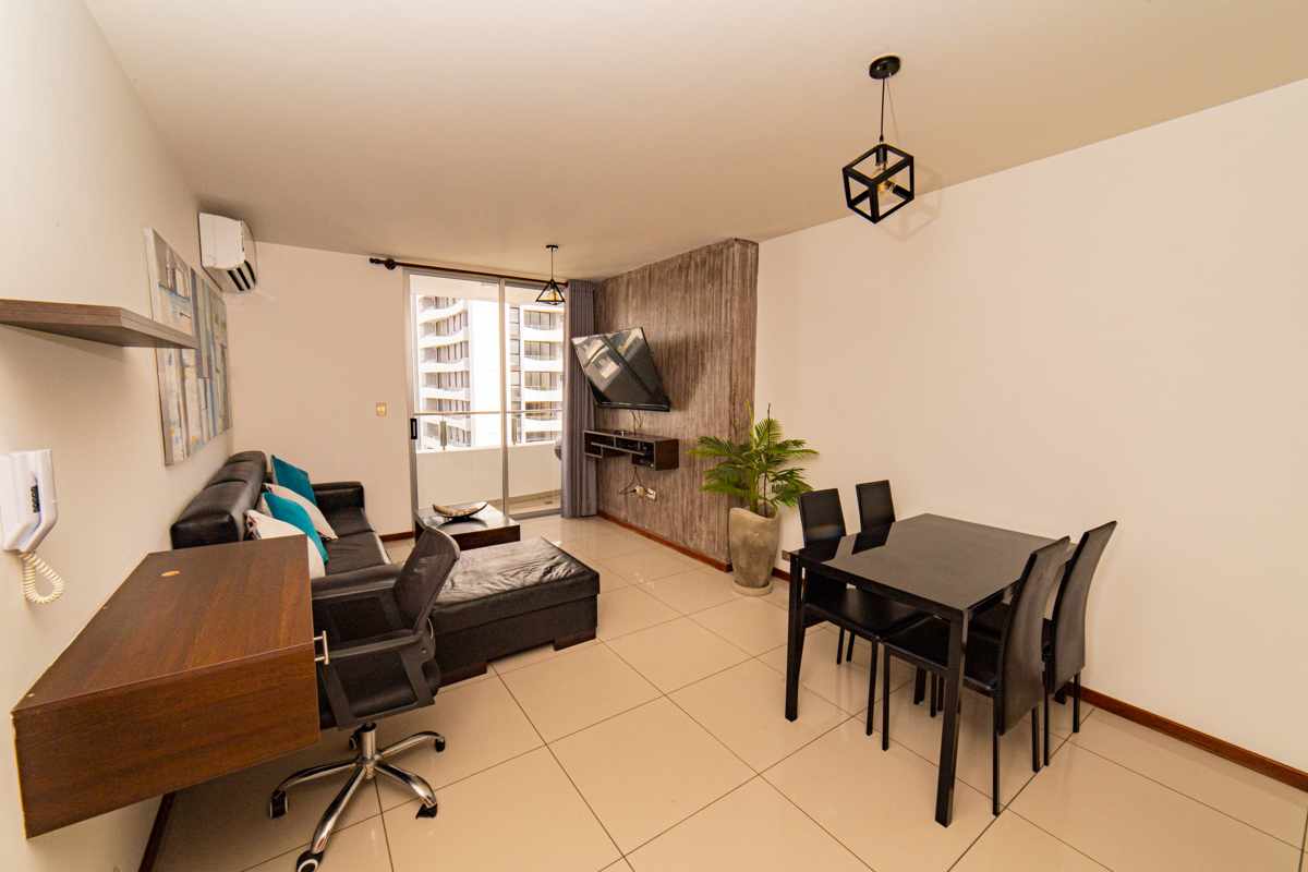Departamento en Entre 2do y 3er anillo Norte en Santa Cruz de la Sierra 1 dormitorios 1 baños  Foto 2