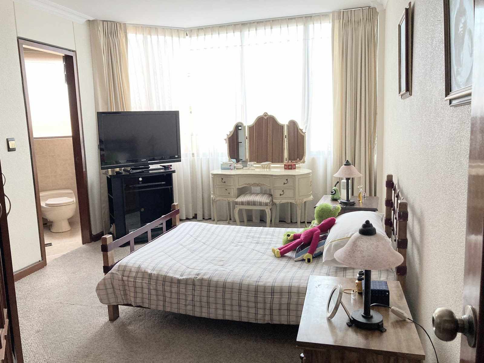 Departamento en VentaCalle 14 Calacoto 3 dormitorios 4 baños 2 parqueos Foto 21