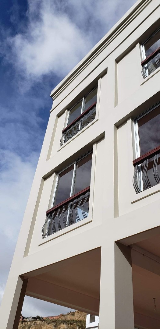 Casa en VentaALTO CALACOTO - LOS ROSALES  Foto 4