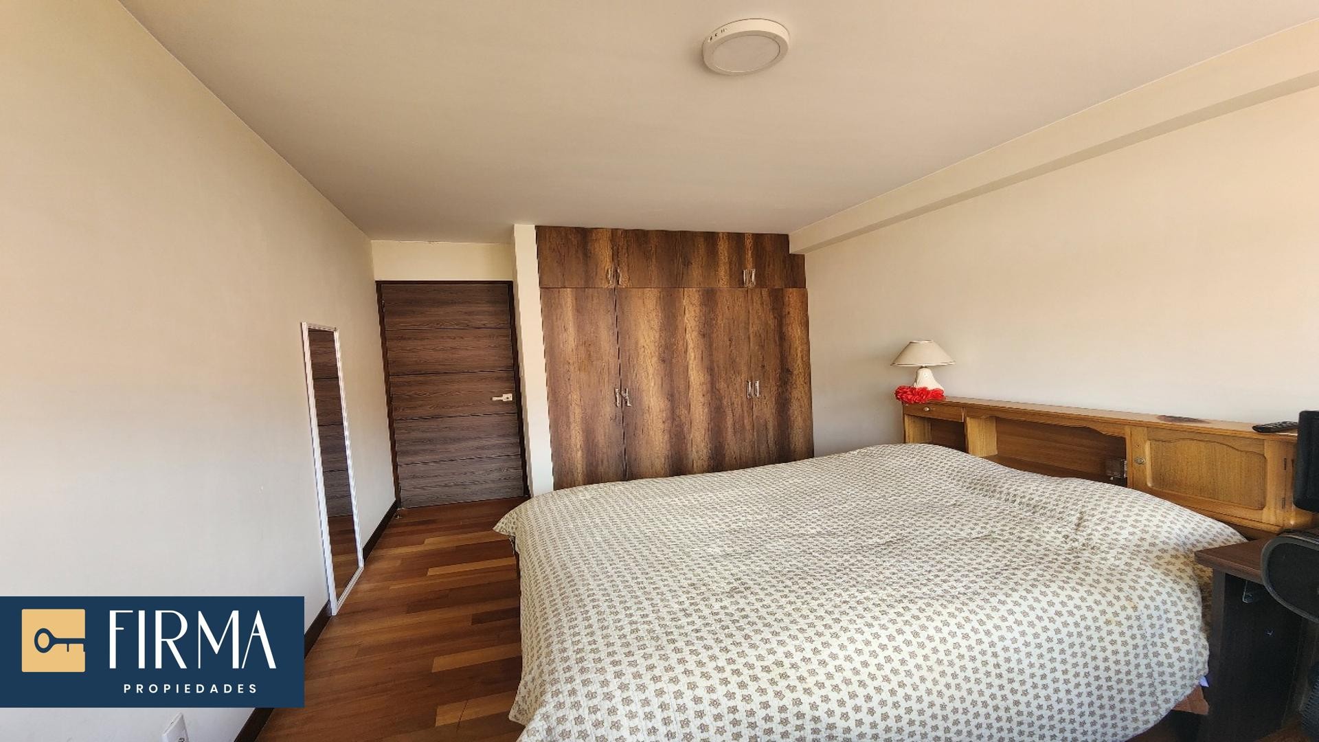 Departamento en Irpavi en La Paz 3 dormitorios 2 baños 1 parqueos Foto 11