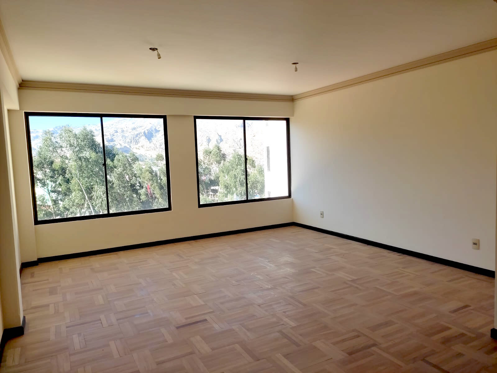 Departamento en VentaLas Lomas de Achumani Foto 2