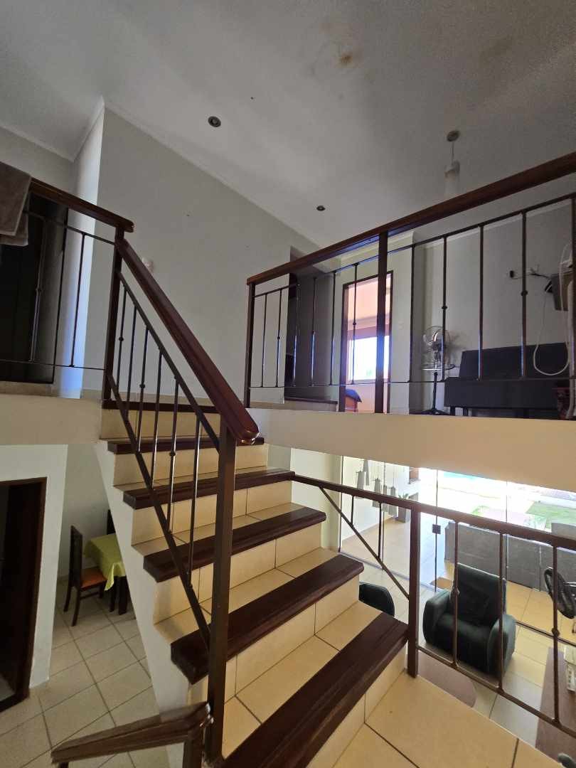 Casa en VentaCASA EN VENTA –CONDOMINIO VERSALLES
📍 Zona Norte, Km 8½ – Carretera al Norte, Santa Cruz de la Sierra Foto 21