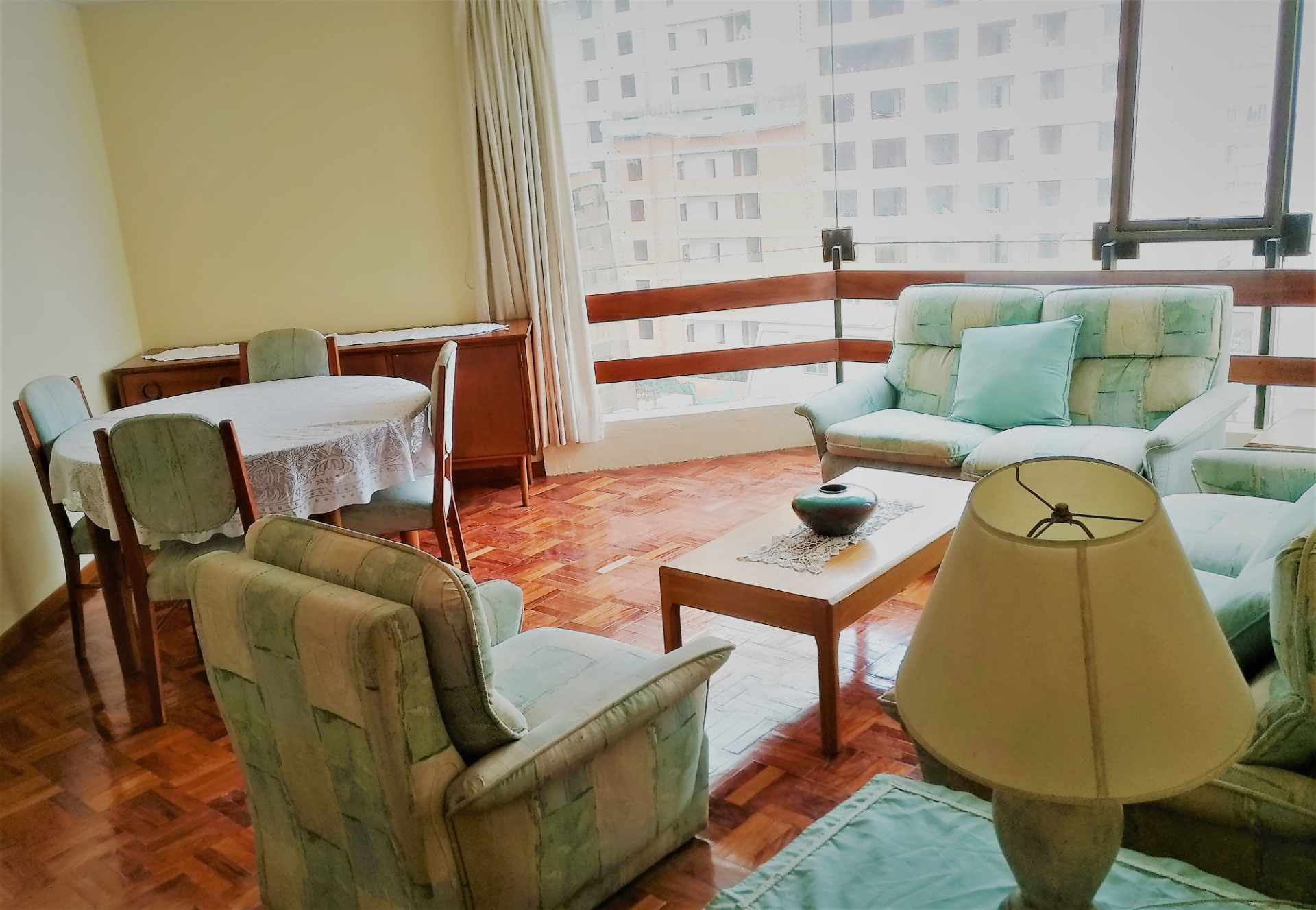 Departamento en AlquilerAv. Arce Edificio Santa Teresa San Jorge (a 1 cuadra de la UMSA) 2 dormitorios 2 baños  Foto 6