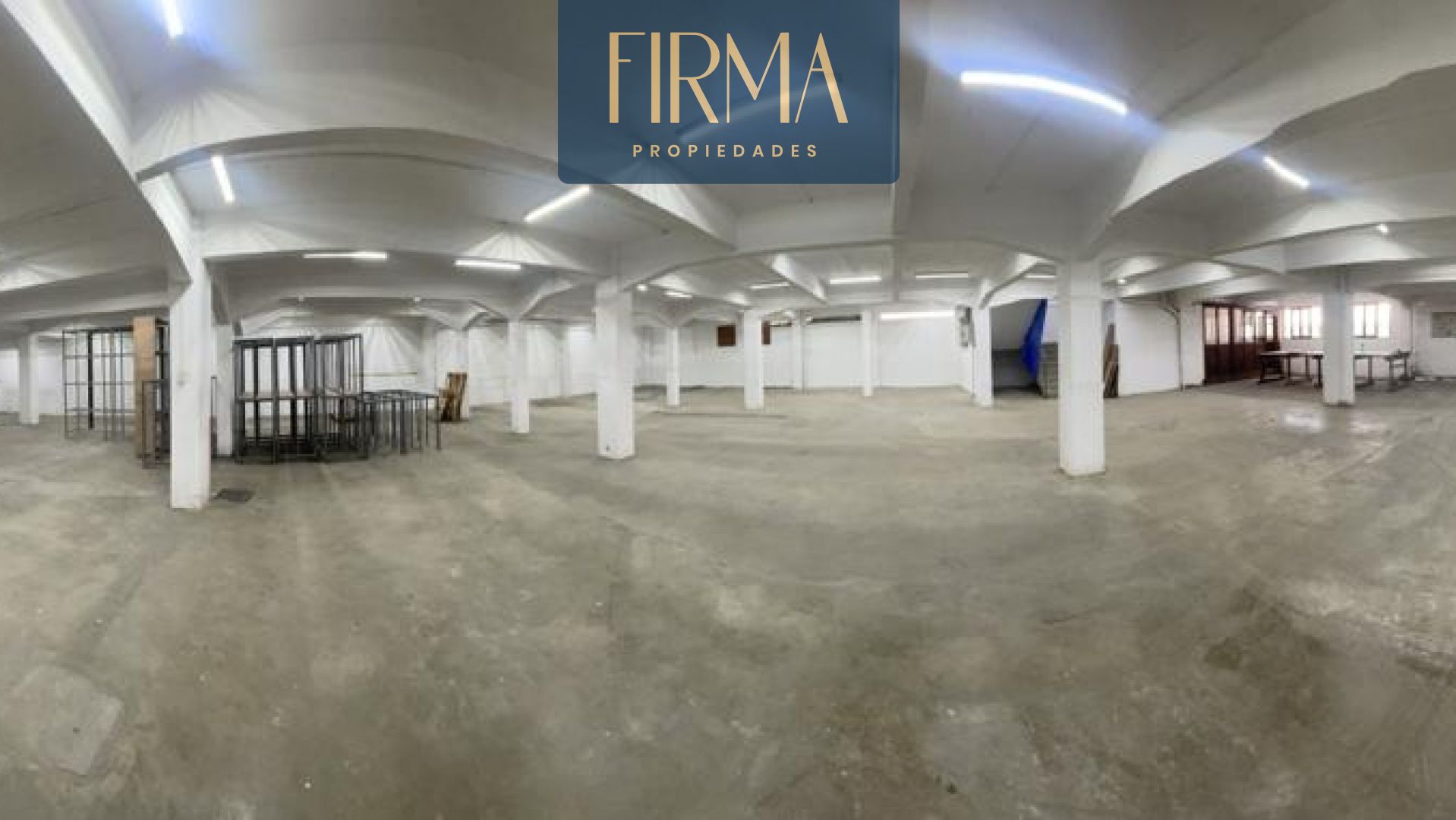 En Alquiler a $us 1,800 Foto 1