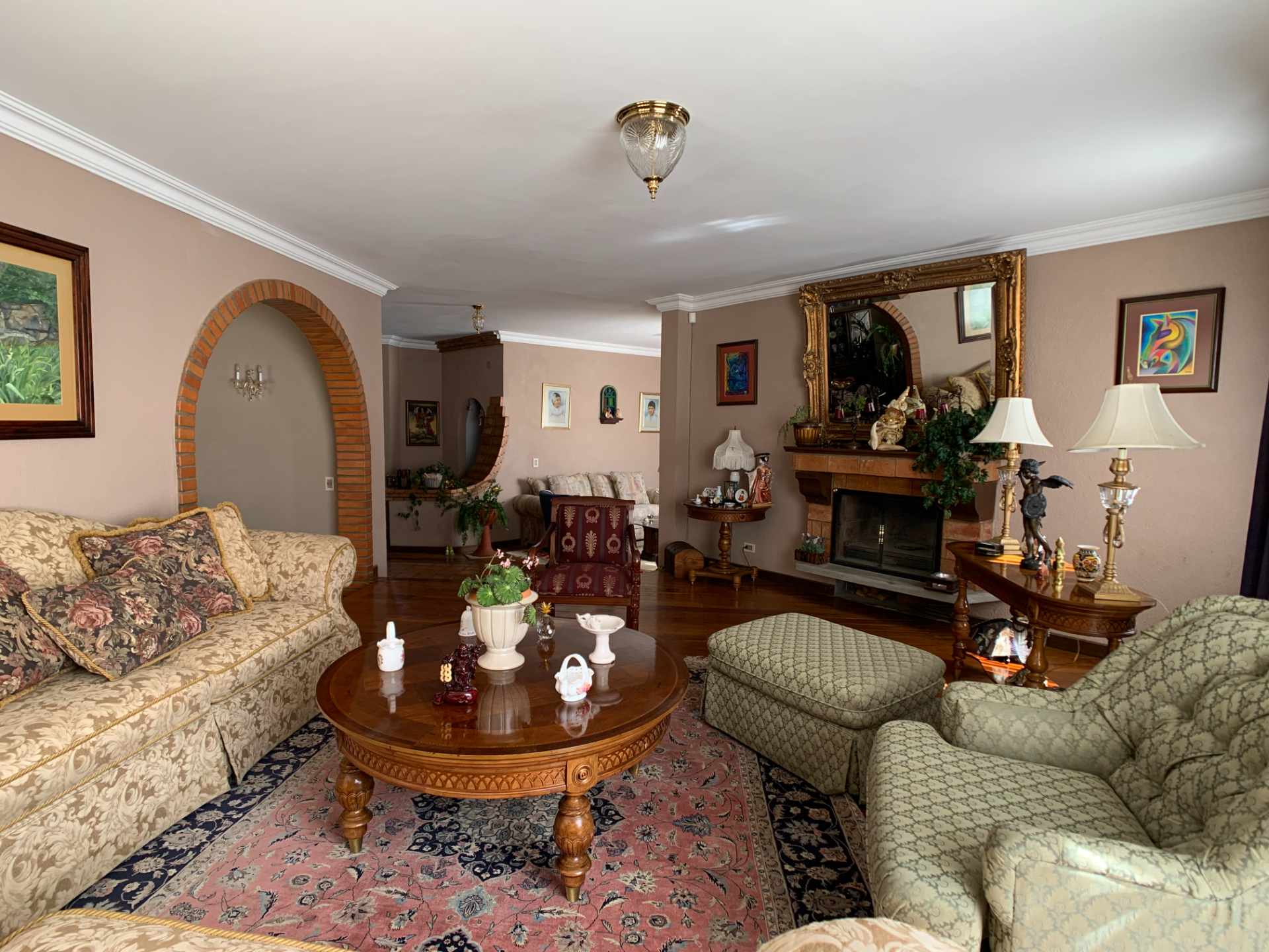 Casa Lujosa residencia estilo mediterráneo clásico con acabados de primera. Foto 29