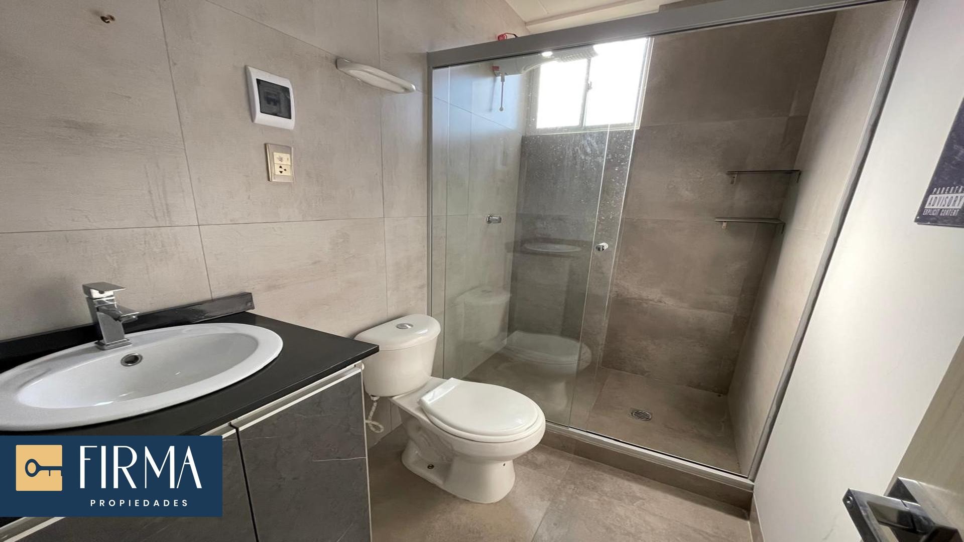 Departamento en AlquilerDEPARTAMENTO EN ALQUILER EN ACHUMANI 3 dormitorios 3 baños  Foto 10