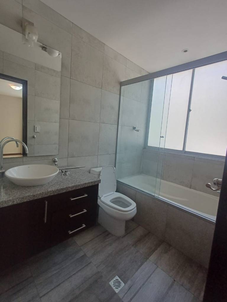 En Alquiler a Bs 4,700 Foto 10