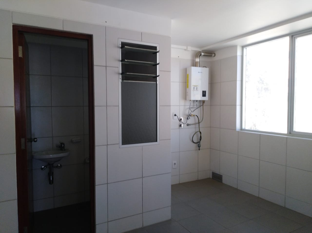 Departamento en VentaAchumani calle 29 4 dormitorios 3 baños 1 parqueos Foto 3