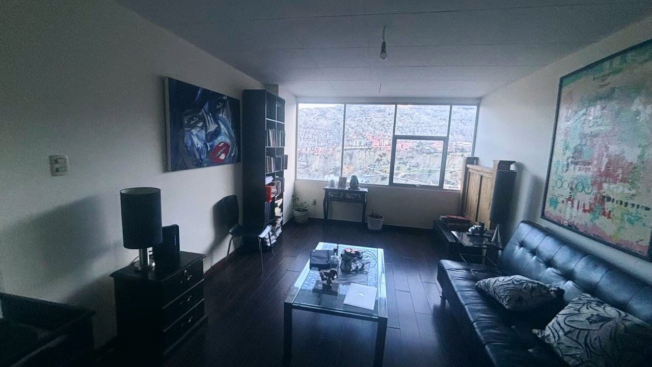 Departamento en Obrajes en La Paz 1 dormitorios 1 baños 1 parqueos Foto 3
