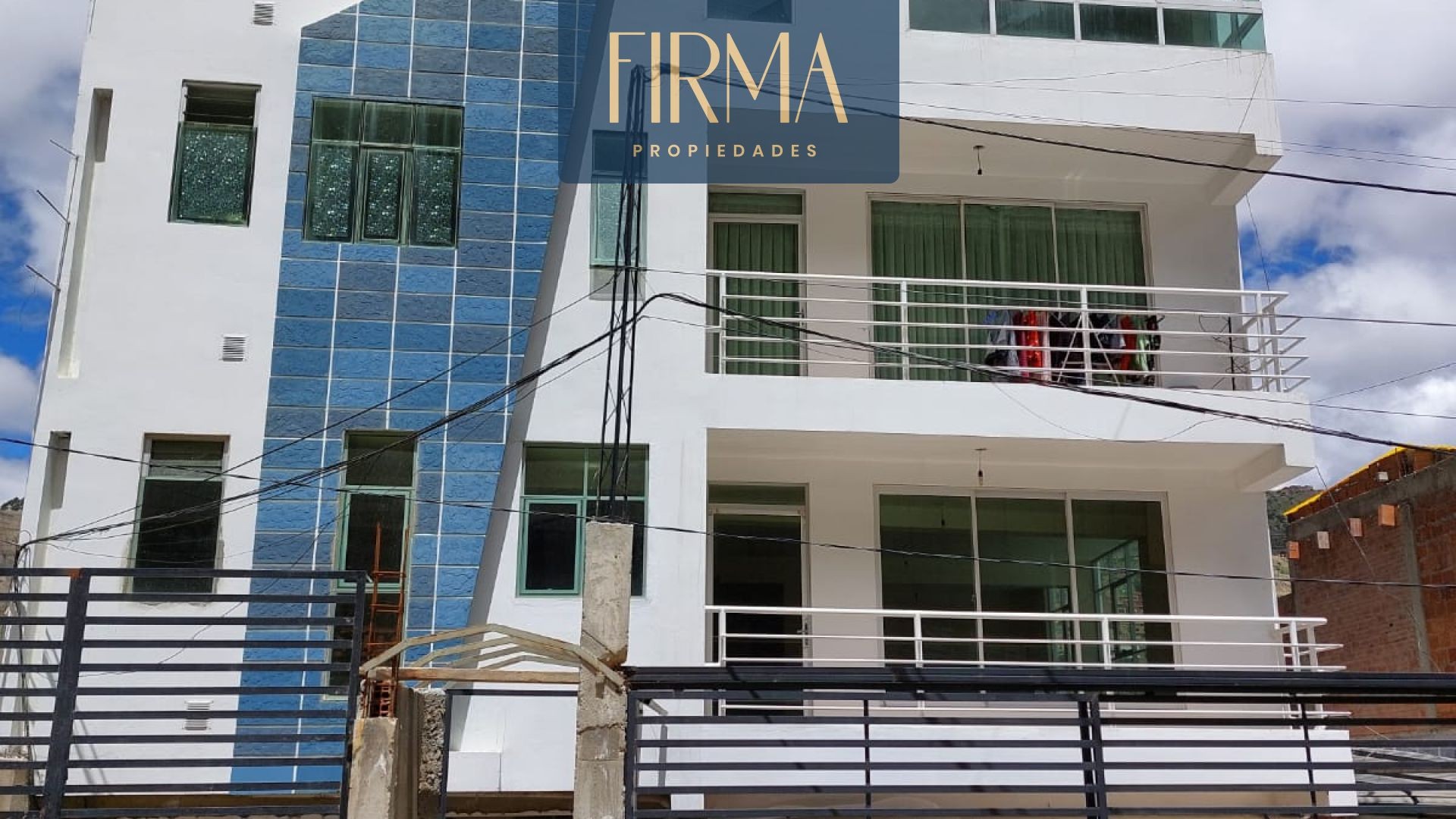 Departamento en Irpavi en La Paz 3 dormitorios 3 baños 1 parqueos Foto 1