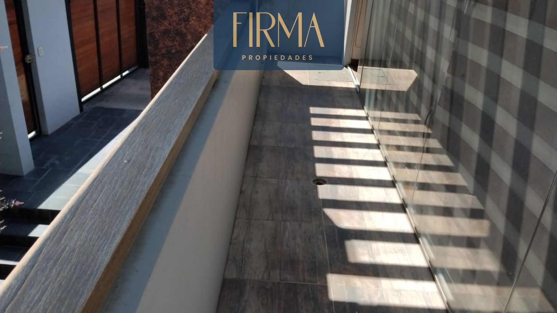 Casa en Cota Cota en La Paz 3 dormitorios 5 baños 5 parqueos Foto 15