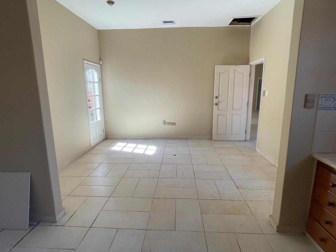 Casa en VentaAmplia y Hermosa casa de Una planta -  Zona Norte entre 6to y 7mo Anillo Foto 7
