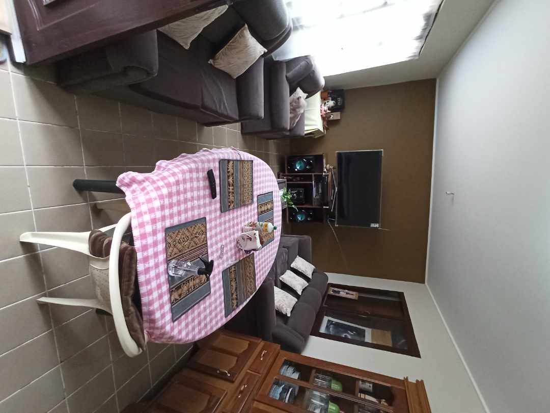 Casa en VentaAV MOSCU, ENTRE 7MO Y 8VO ANILLO, ZONA MERCADO LAS AMERICAS. Calle Nogal, cerca del Hospital Frances Foto 6