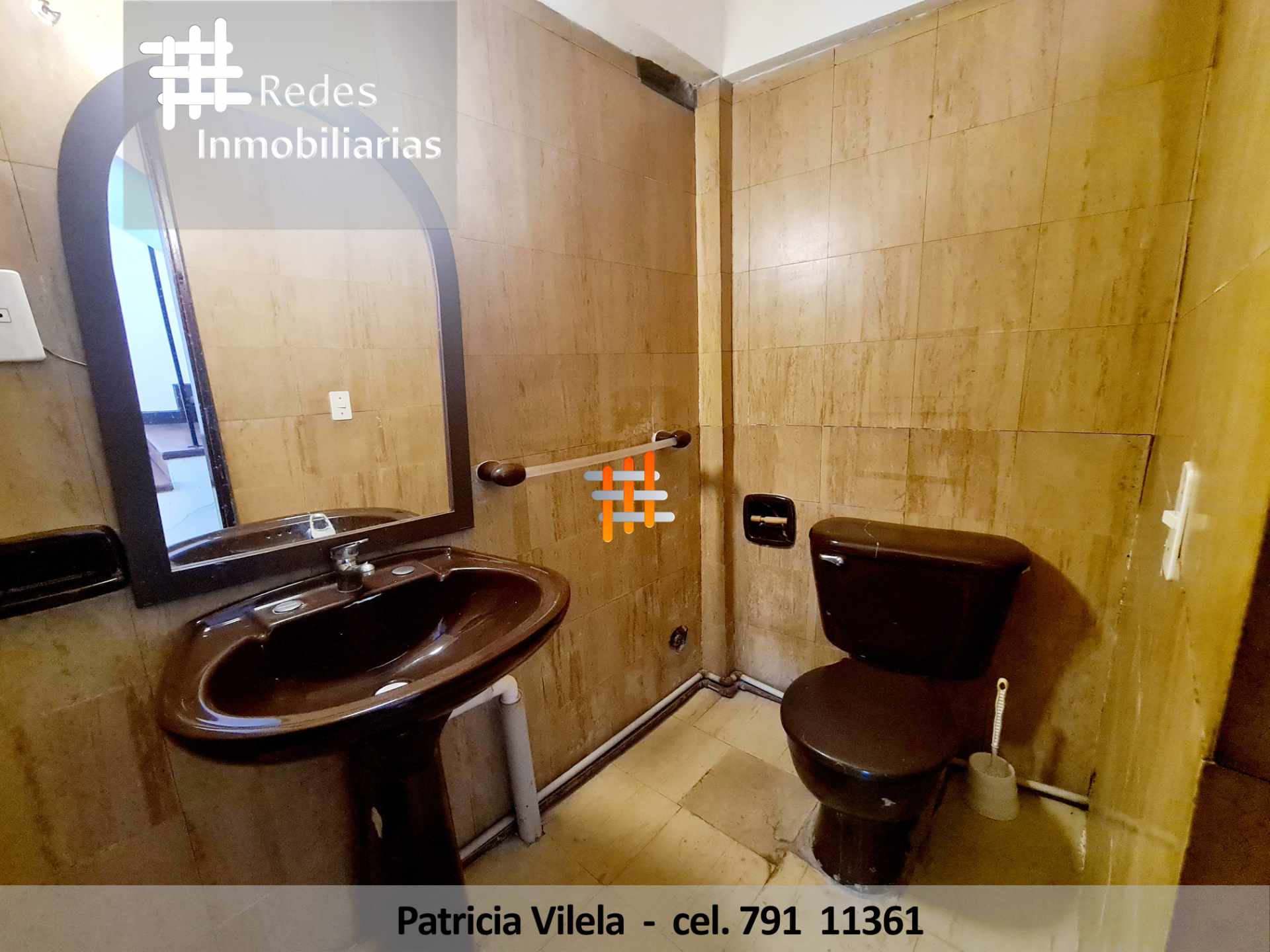 Casa en VentaDOS CASA JUNTAS EN VENTA EN PLENO DE SOPOCACHI EXCELENTE UBICACIÓN  8 dormitorios 5 baños 2 parqueos Foto 11