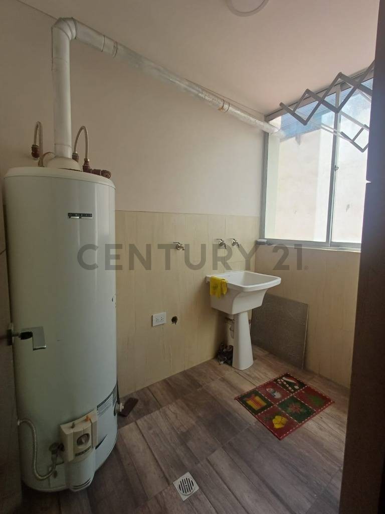 En Alquiler a Bs 4,700 Foto 14