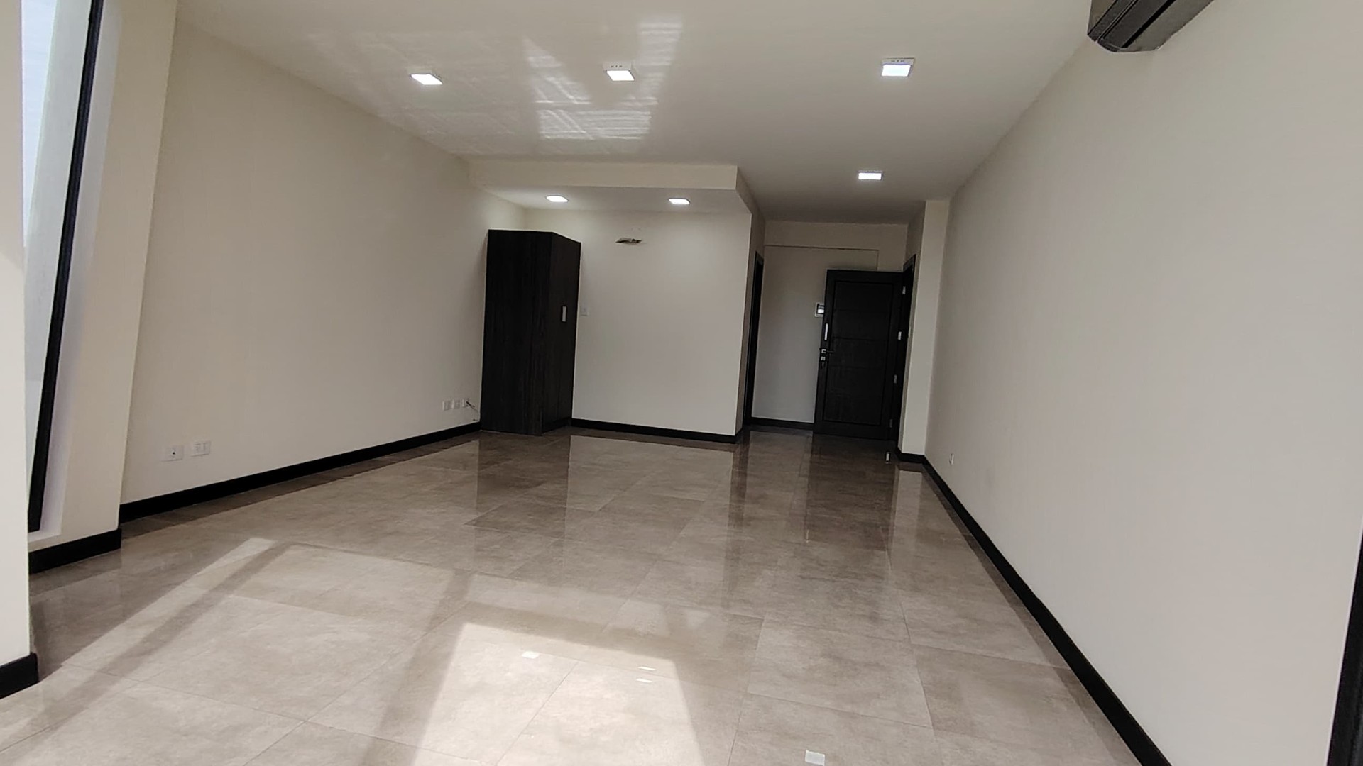 Oficina Av beni entre 2do y 3er anillo  Foto 4