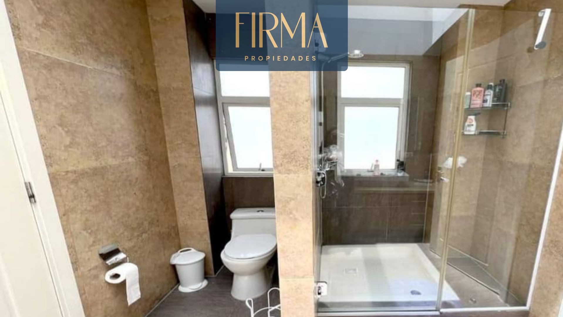 Casa en VentaACHUMANI JARDINES DEL SUR 3 dormitorios 4 baños 3 parqueos Foto 13