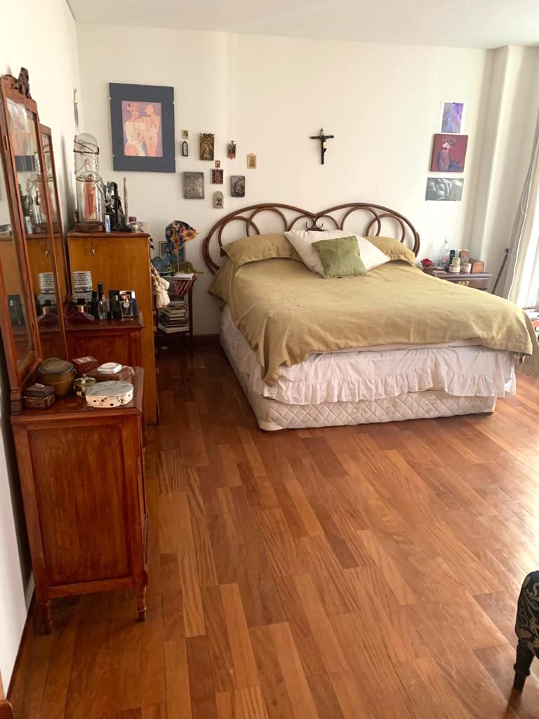 Departamento en AlquilerAv. Alto Costanera, entre la 28 y 29 4 dormitorios 4 baños 2 parqueos Foto 7