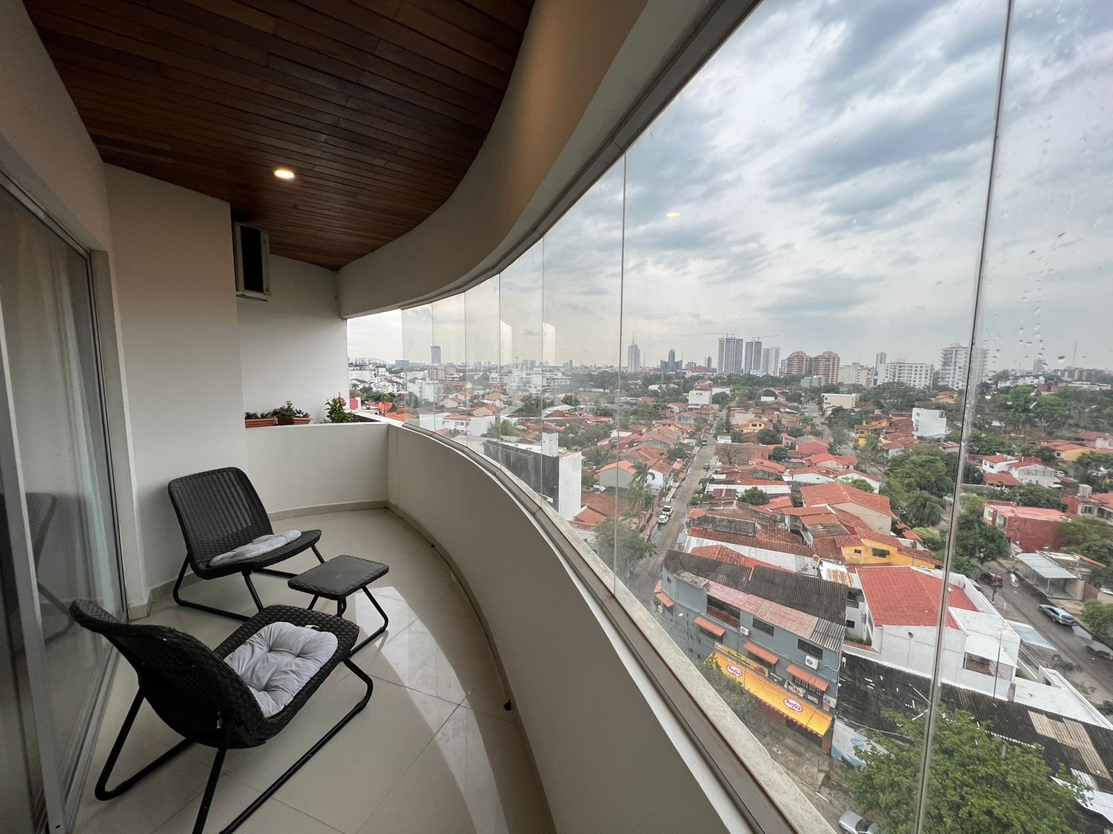 Departamento Condominio Cupesí, Alquiler amoblado de 2 dormitorios, 2do. y 3er. Anillo Zona Norte, sobre Av. Ovidio Barbery, 2do. y 3er. Anillo, cerca de Zona Isuto e Equipetrol. Foto 11