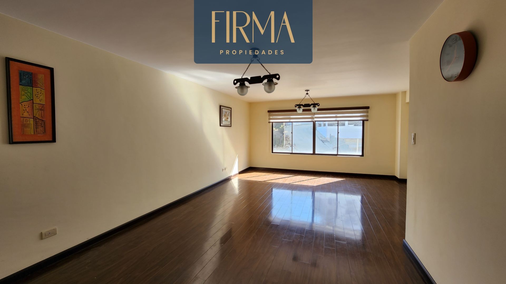 Departamento en Achumani en La Paz 3 dormitorios 4 baños 1 parqueos Foto 2