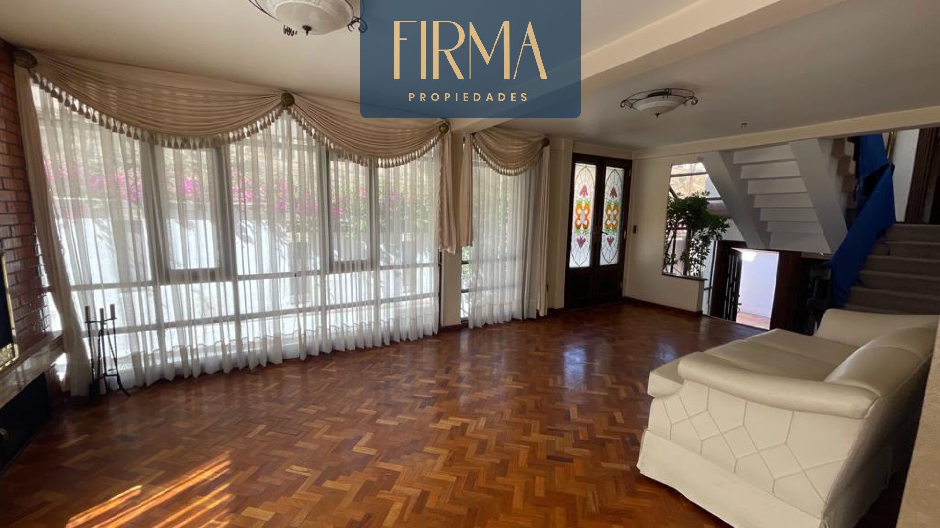 Casa en Koani en La Paz 3 dormitorios 4 baños 2 parqueos Foto 9