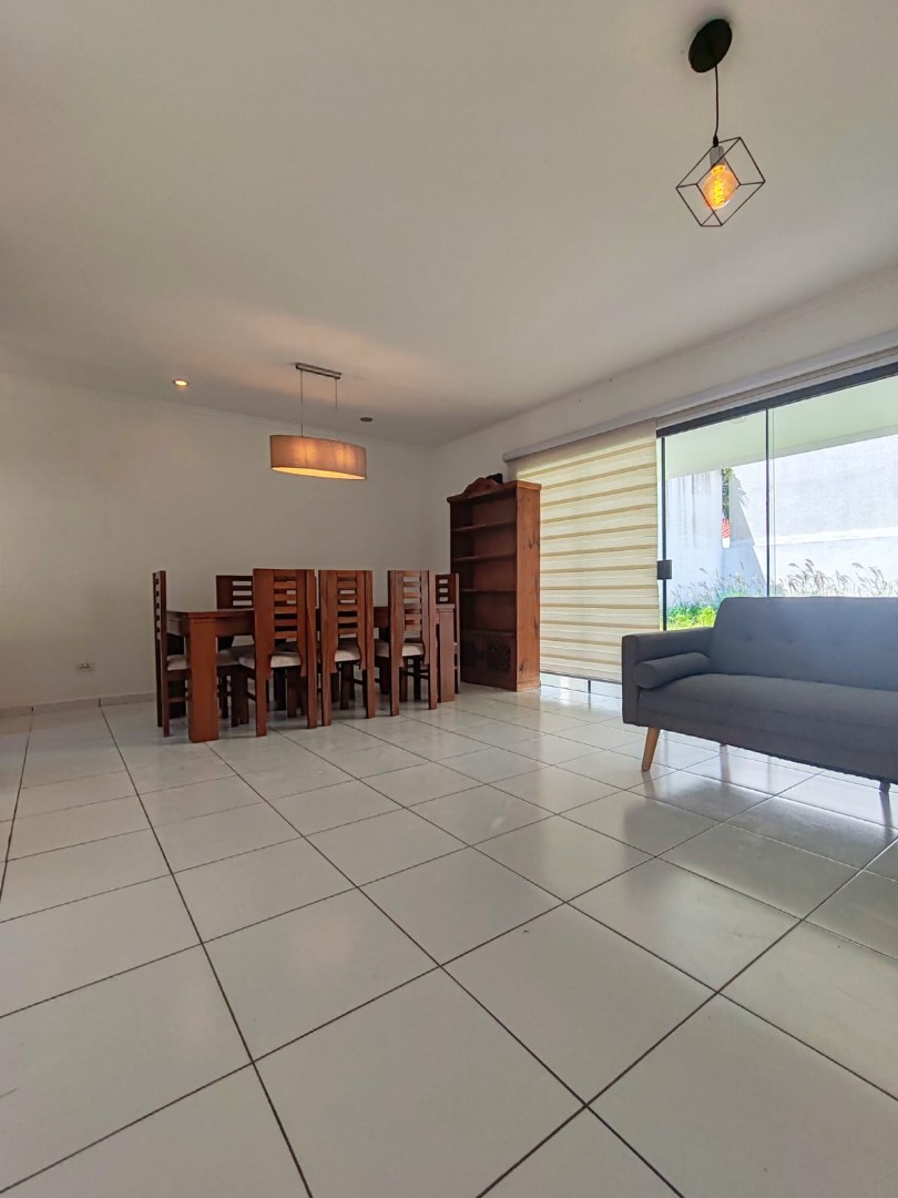 Casa en Carretera Norte en Santa Cruz de la Sierra 3 dormitorios 3 baños 2 parqueos Foto 18