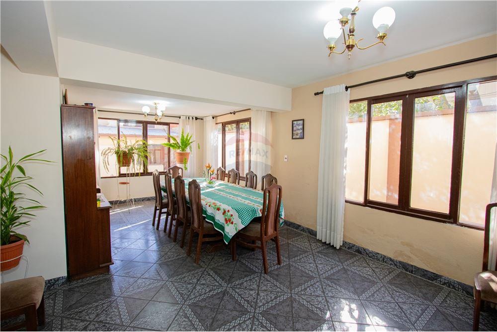 Casa en VentaCASA EN VENTA ZONA LAS CUADRAS 7 dormitorios 3 baños 2 parqueos Foto 14