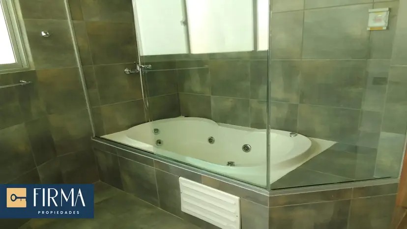 Casa en AlquilerUrbanización Los Rosales Zona de Achumani  Foto 16