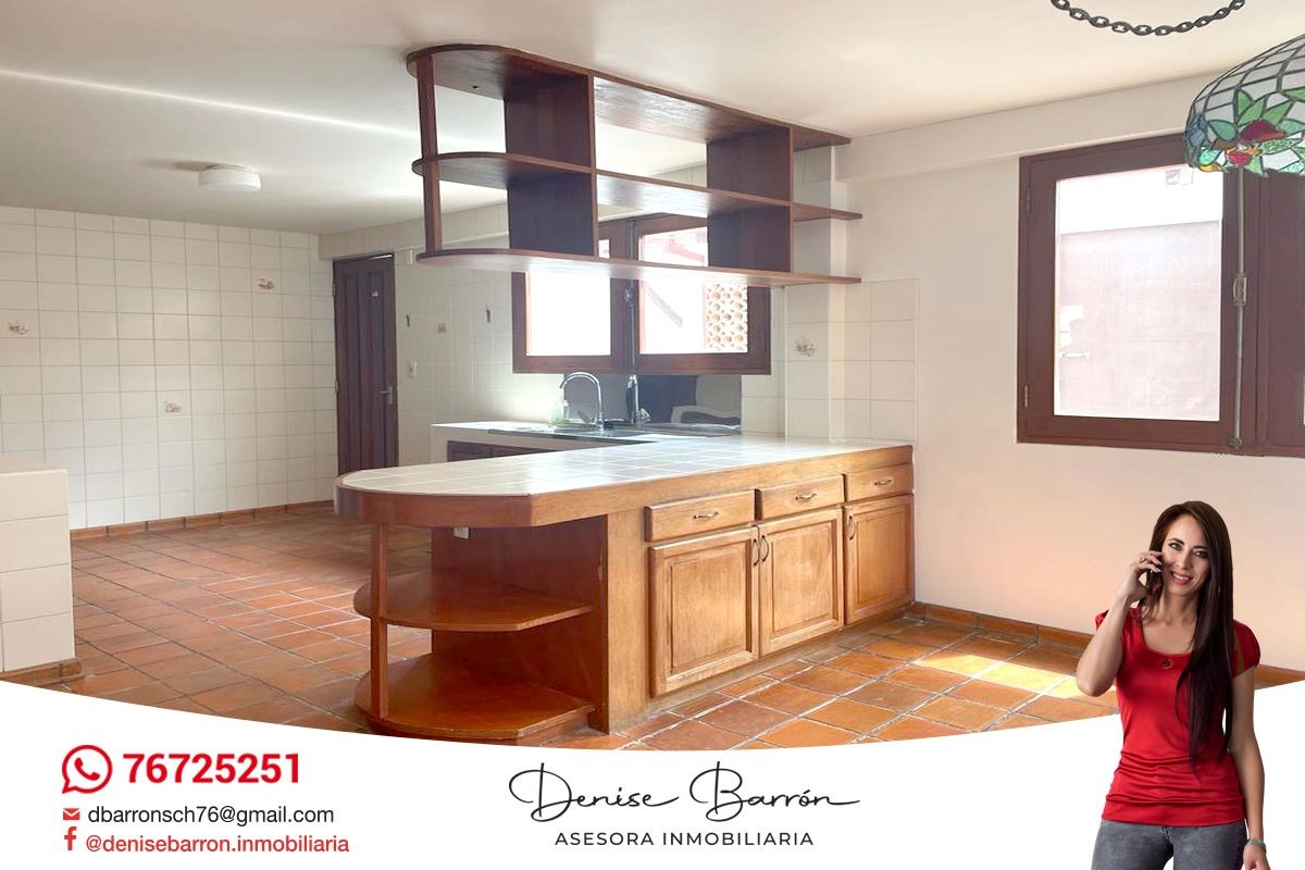 Casa en Achumani en La Paz 5 dormitorios 4 baños 3 parqueos Foto 23