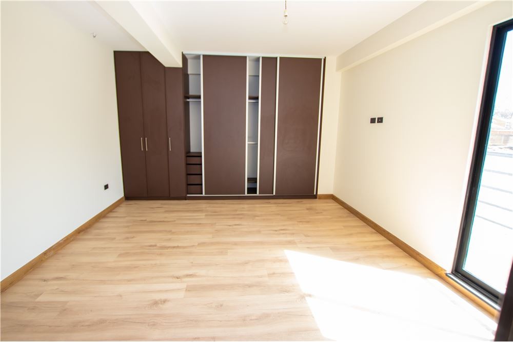 Departamento en Tiquipaya en Cochabamba 3 dormitorios 3 baños  Foto 9