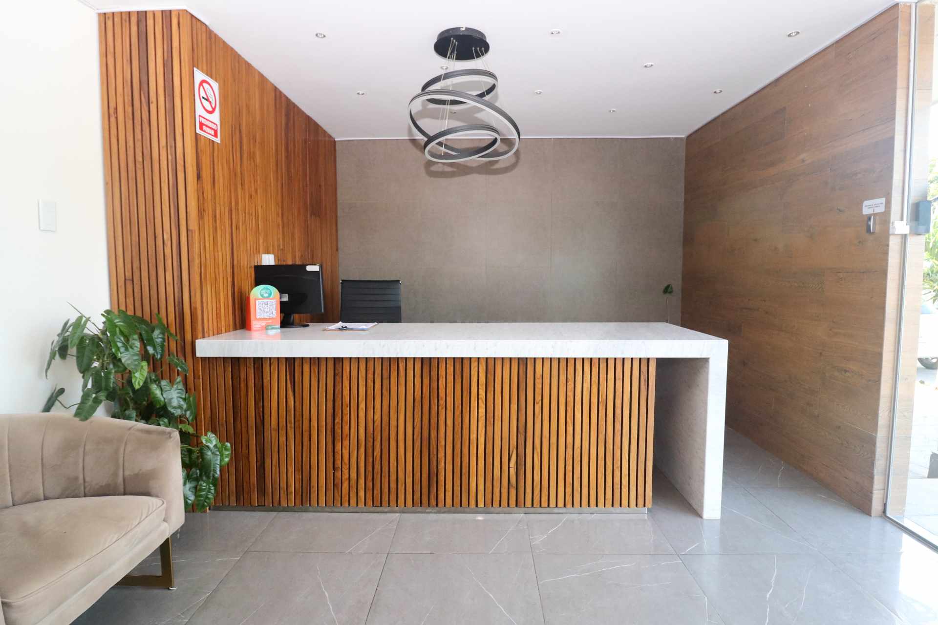 Departamento en Venta5to Anillo, Av. Cristo Redentor 1 dormitorios 1 baños  Foto 2