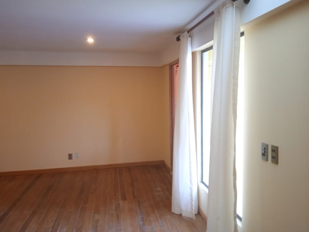 Casa en VentaZona Ventilla - Distrito 8. Entre Av. Carlos V y Quechisla Foto 6