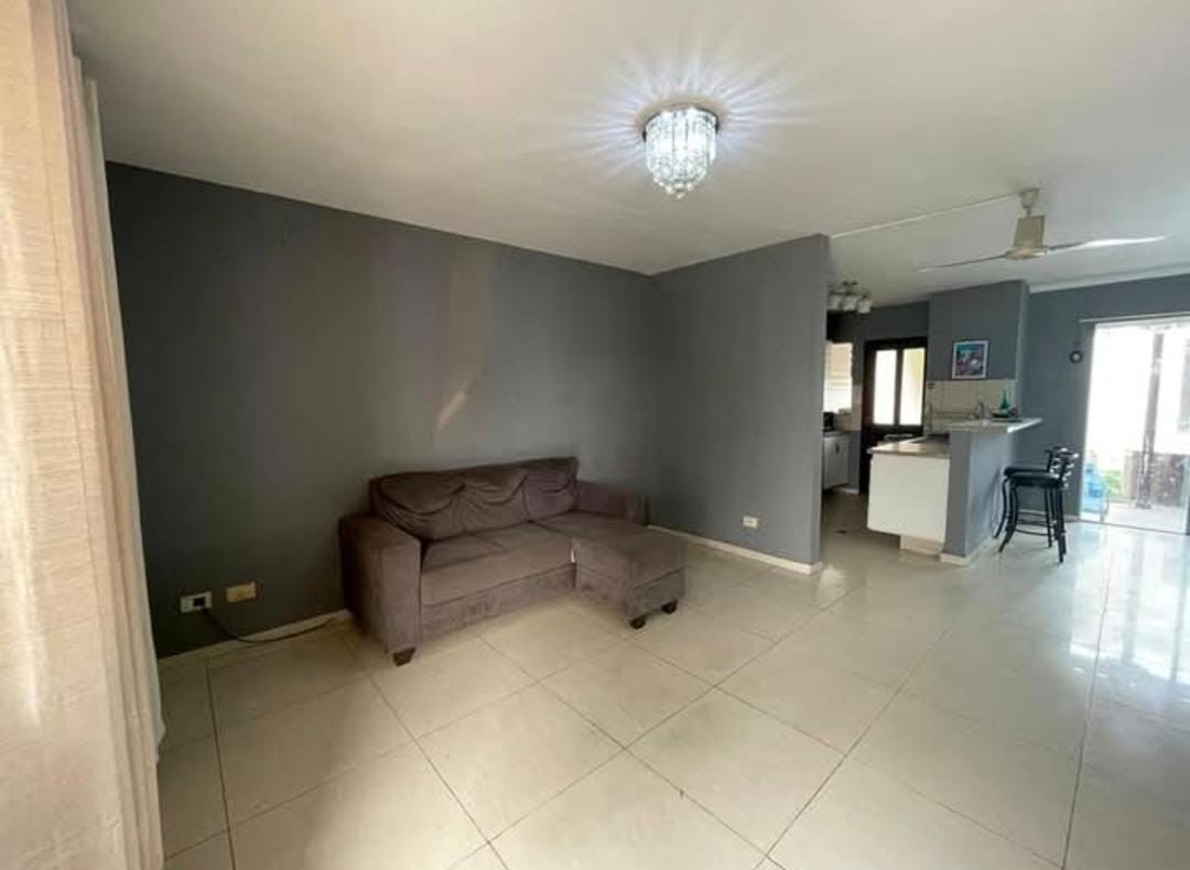 Casa en Carretera Norte en Santa Cruz de la Sierra 3 dormitorios 1 baños 1 parqueos Foto 3