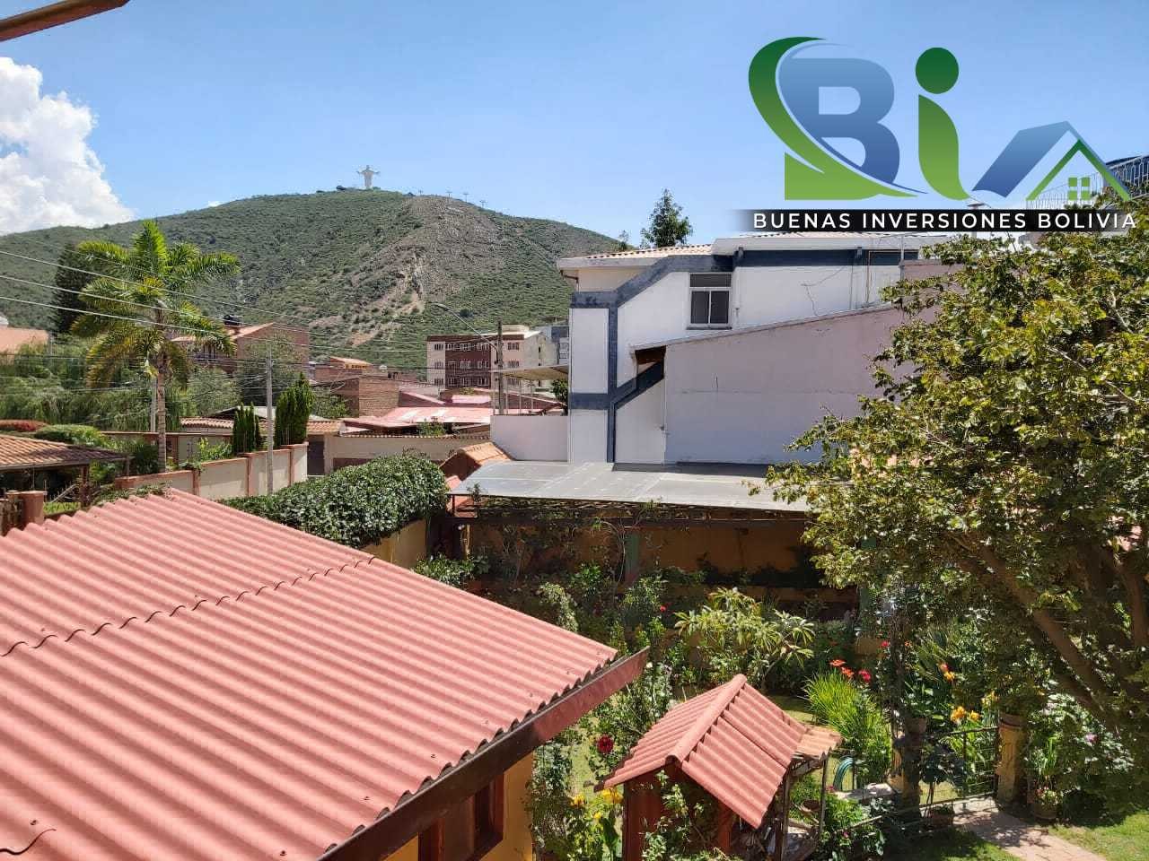 Casa en Muyurina en Cochabamba 4 dormitorios 6 baños 3 parqueos Foto 14
