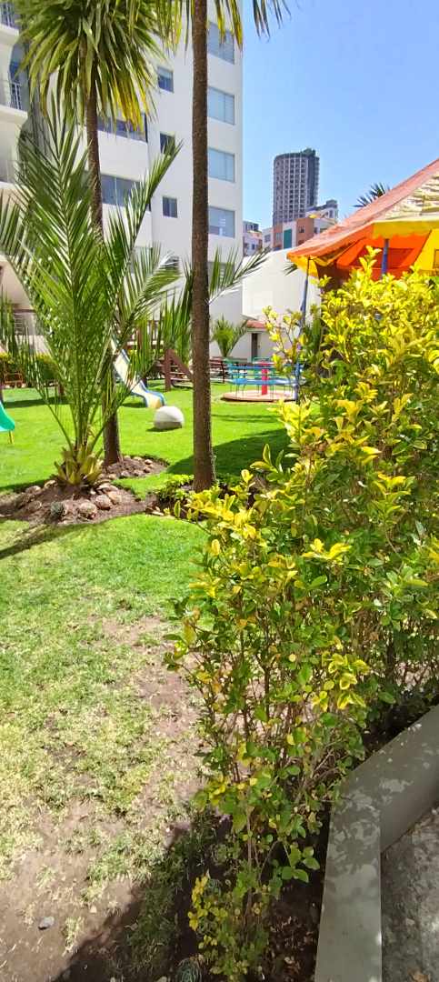 Departamento en AlquilerO B R A J E S 3 dormitorios 3 baños  Foto 4