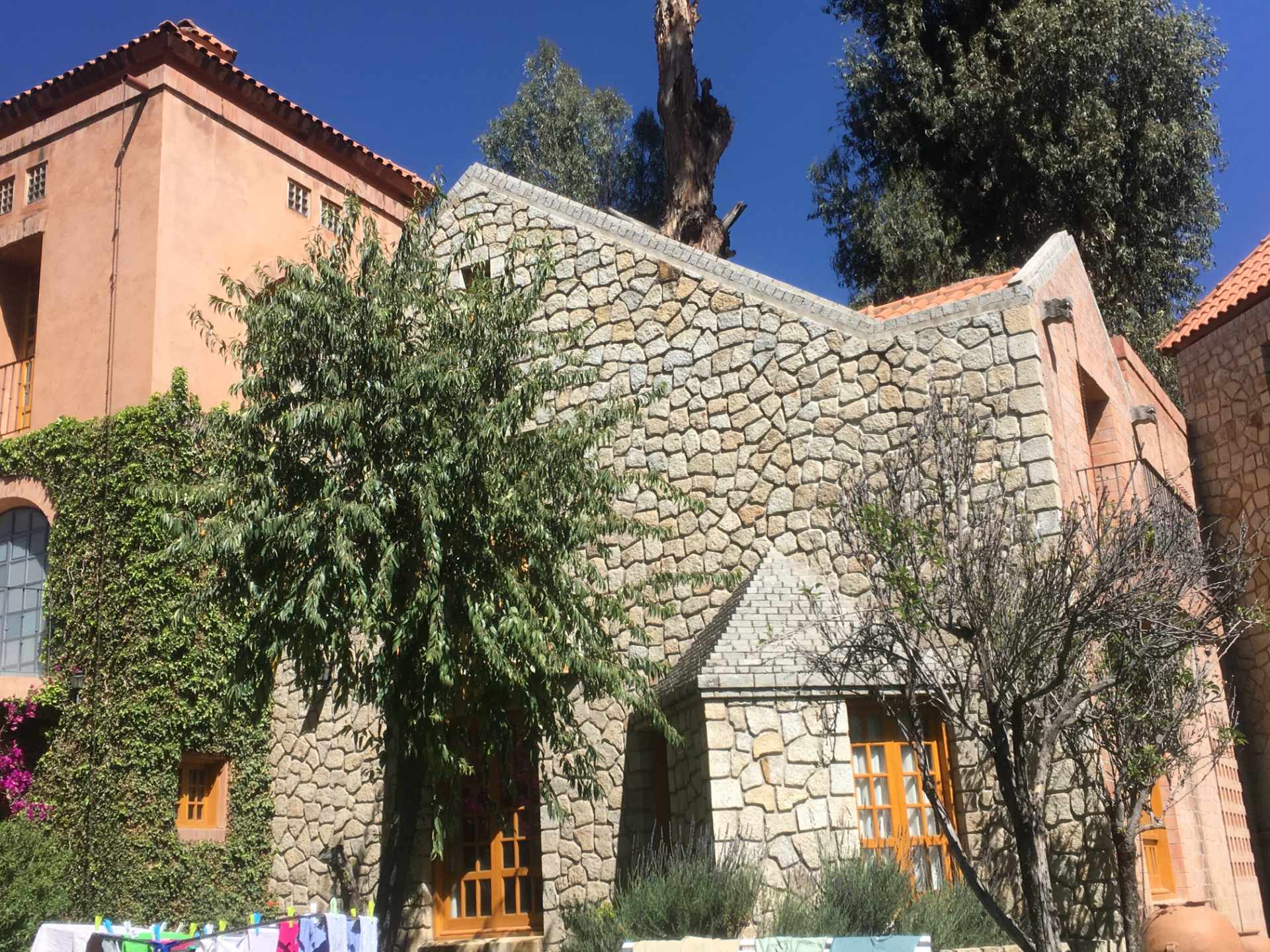 Casa en AlquilerCalle 10 Calacoto 4 dormitorios 4 baños 2 parqueos Foto 3